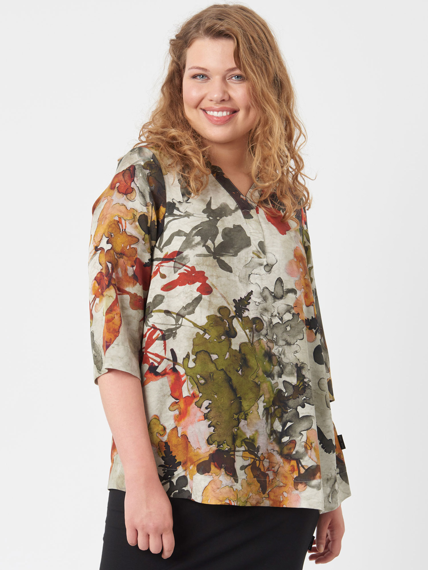 FRANCY TEA - Bluse i tencel med flot print fra Pont Neuf