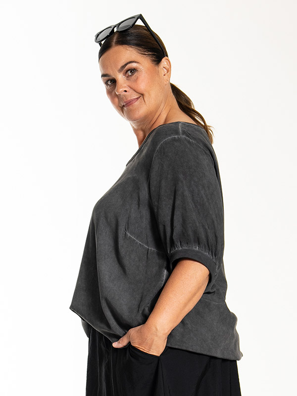 LENA - Bluse fra Gozzip Black