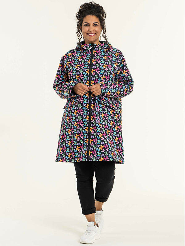 LOTTE - Sort softshell jakke med sommerfugle print fra Studio