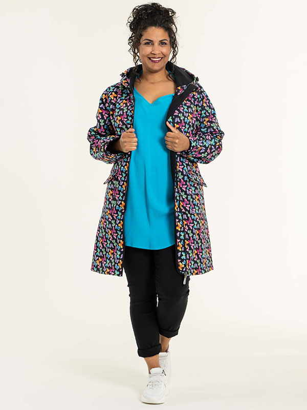 LOTTE - Sort softshell jakke med sommerfugle print fra Studio