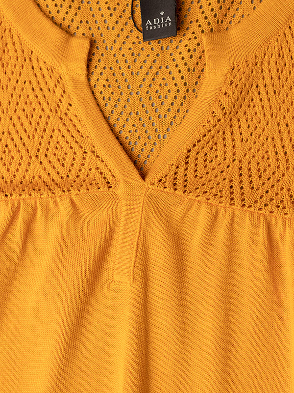 BRYNDIS - Orange bluse i let bomulds strik fra Adia
