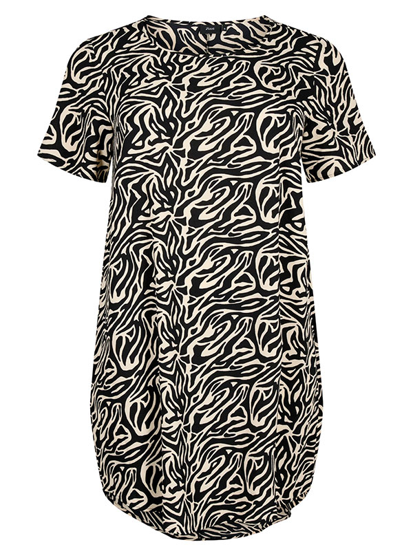 Lys kjole med sort zebra print fra Zizzi