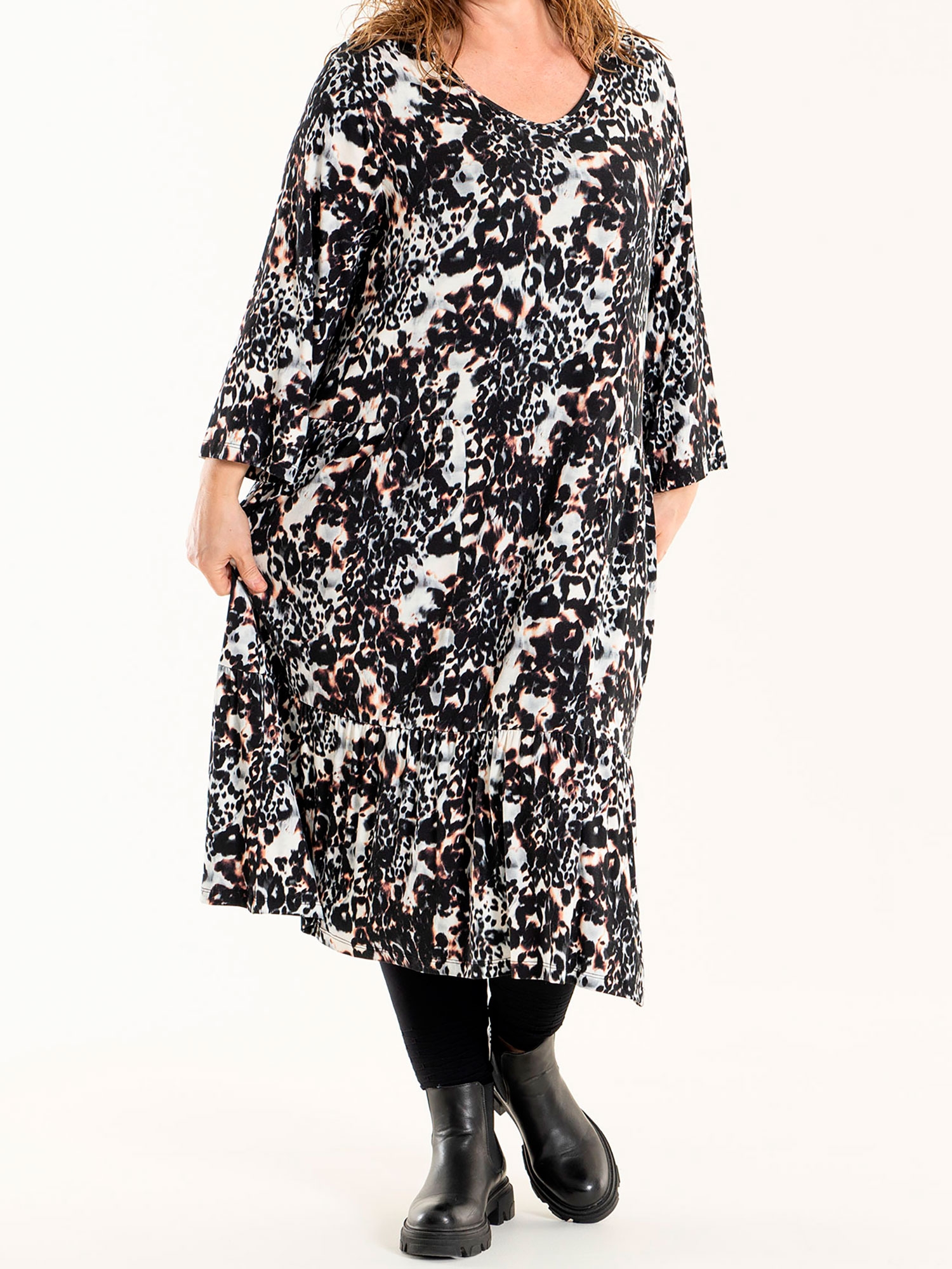 STEFANIE - Printet kjole i viskose jersey fra Gozzip