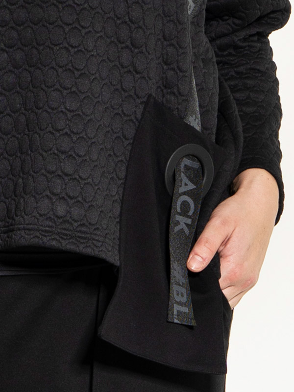 CARLOTTA - Sort oversize bluse i kraftig jersey fra Gozzip Black