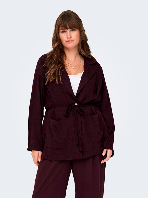 JACKO  - Blazer fra Only Carmakoma