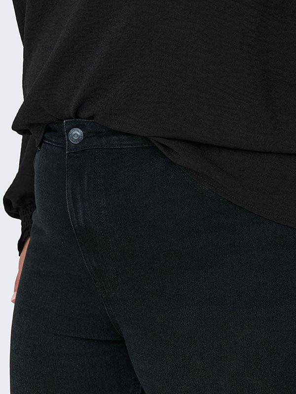 CARLUNA - Jeans fra Only Carmakoma