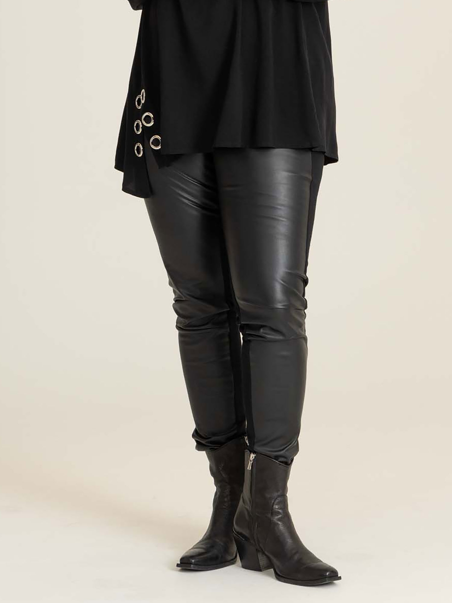 SARA  - Leggings fra Studio
