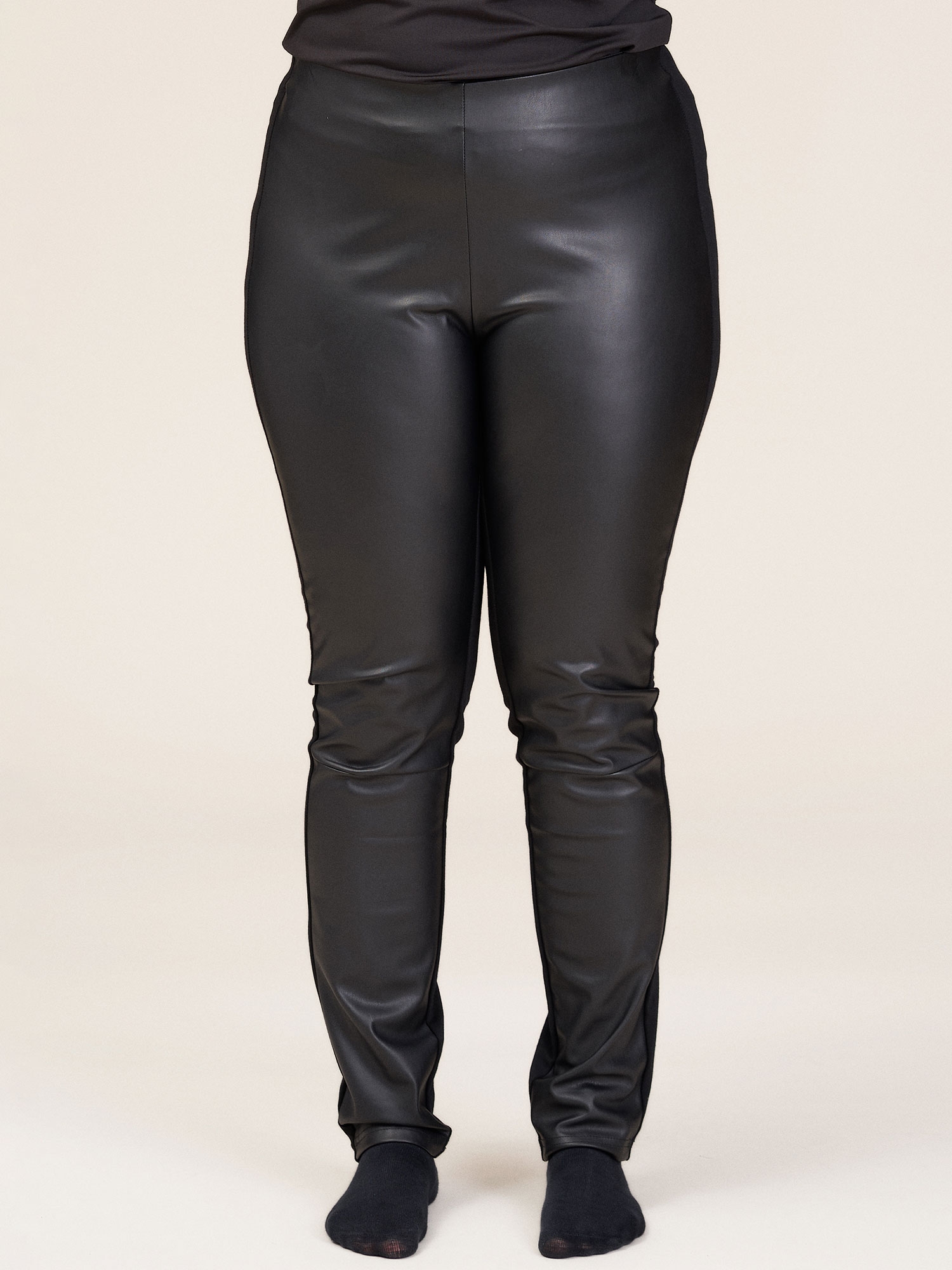 SARA  - Leggings fra Studio