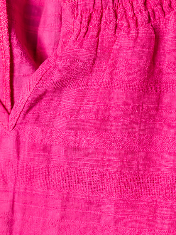 Gabriella - Pink bomulds bluse med V-hals og korte ærmer fra Studio