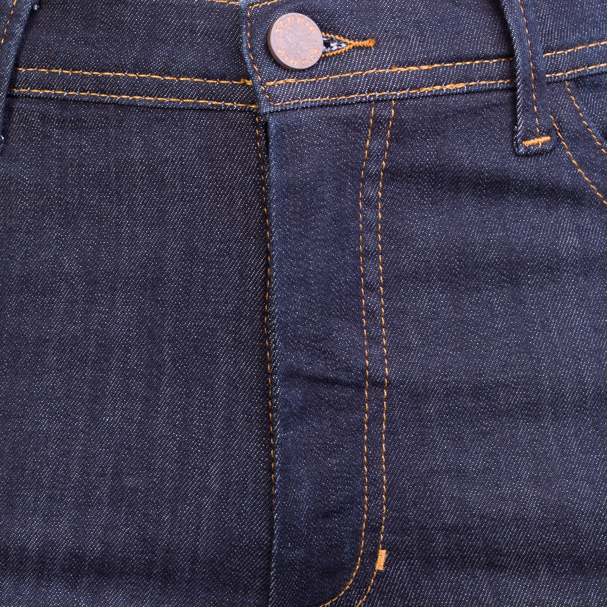 Ashley - Mørkeblå denim jeans med kort benlængde fra Studio