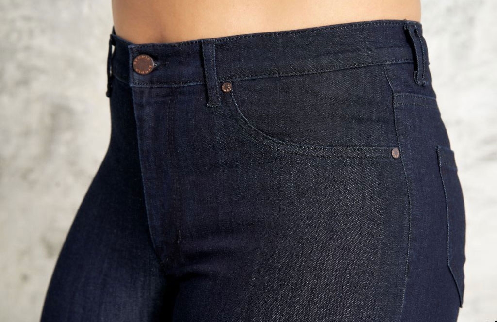 Mørkeblå Ashley denim jeans i lang benlængde fra Studio