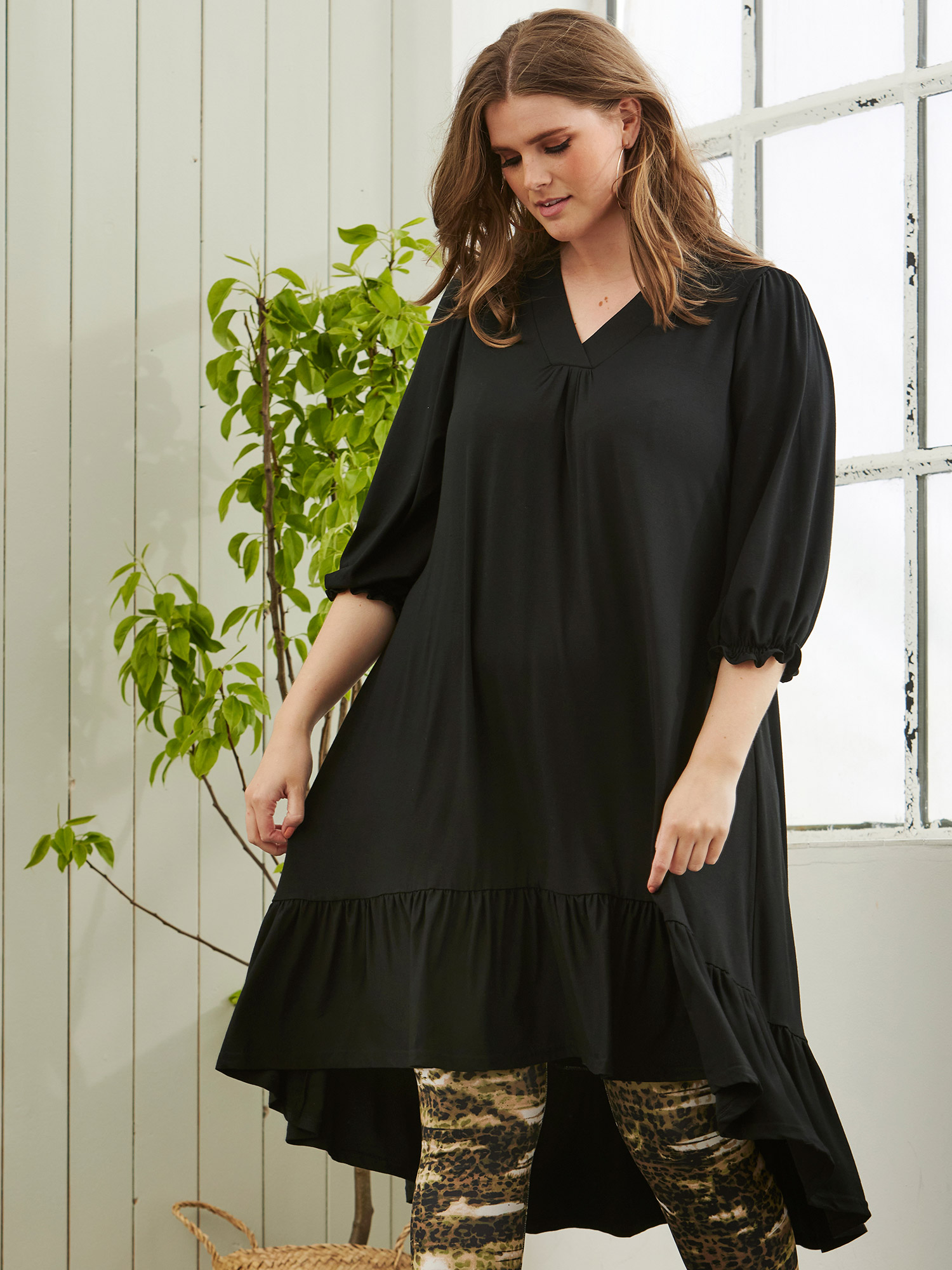 marmorering dårligt mørk Zhenzi Sort kjole i lækker skrækbart viskose jersey, 54-56 / XL female  54-56 / XL ⋆ 449.00 DKK
