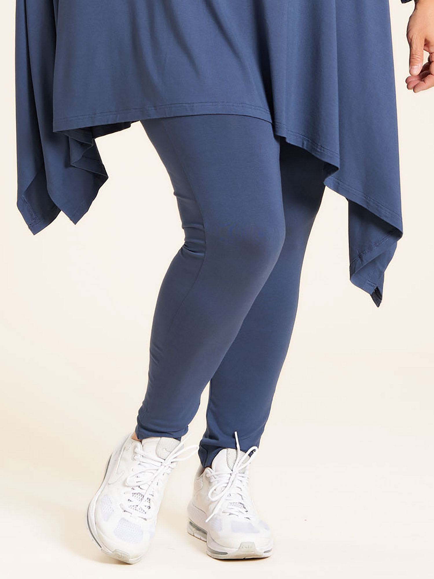 Ellen - Blå leggings i lækker viskose jersey, 54-56 XL female 54-56 XL ⋆ 349.00 DKK