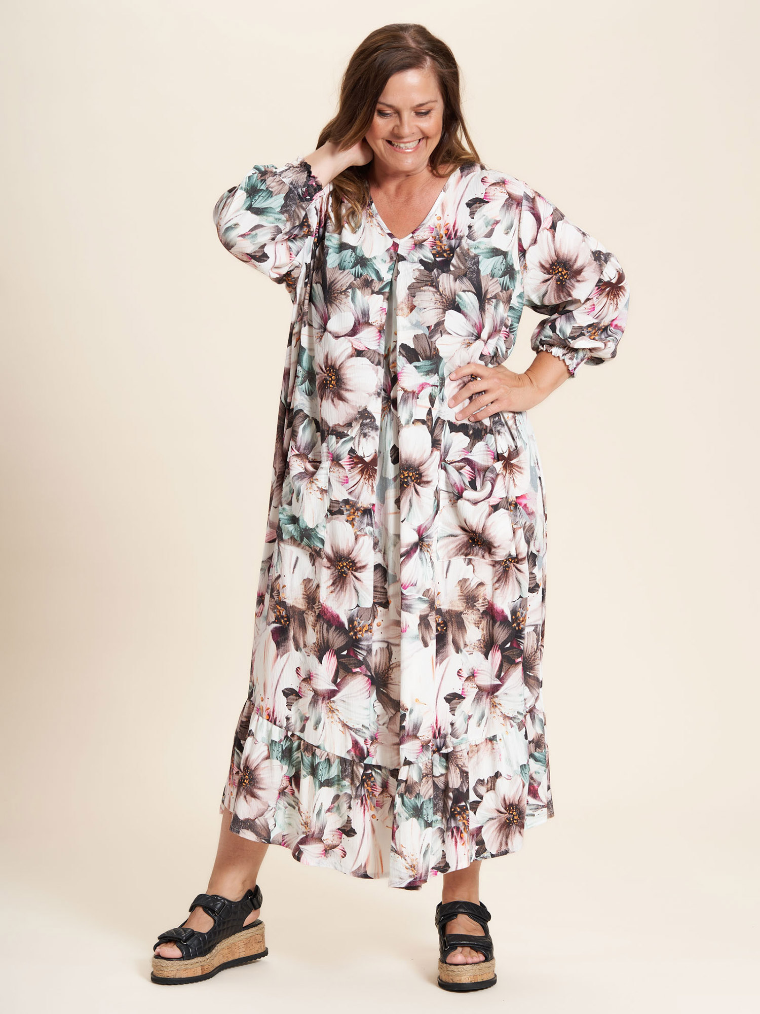 Gozzip Marie-Louise – Lang viskose kjole med smukt blomster print i rosa…, 42-44 / S