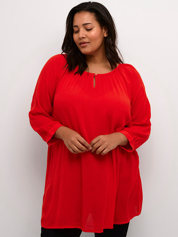 AMI - Rød bluse i crepeviskose