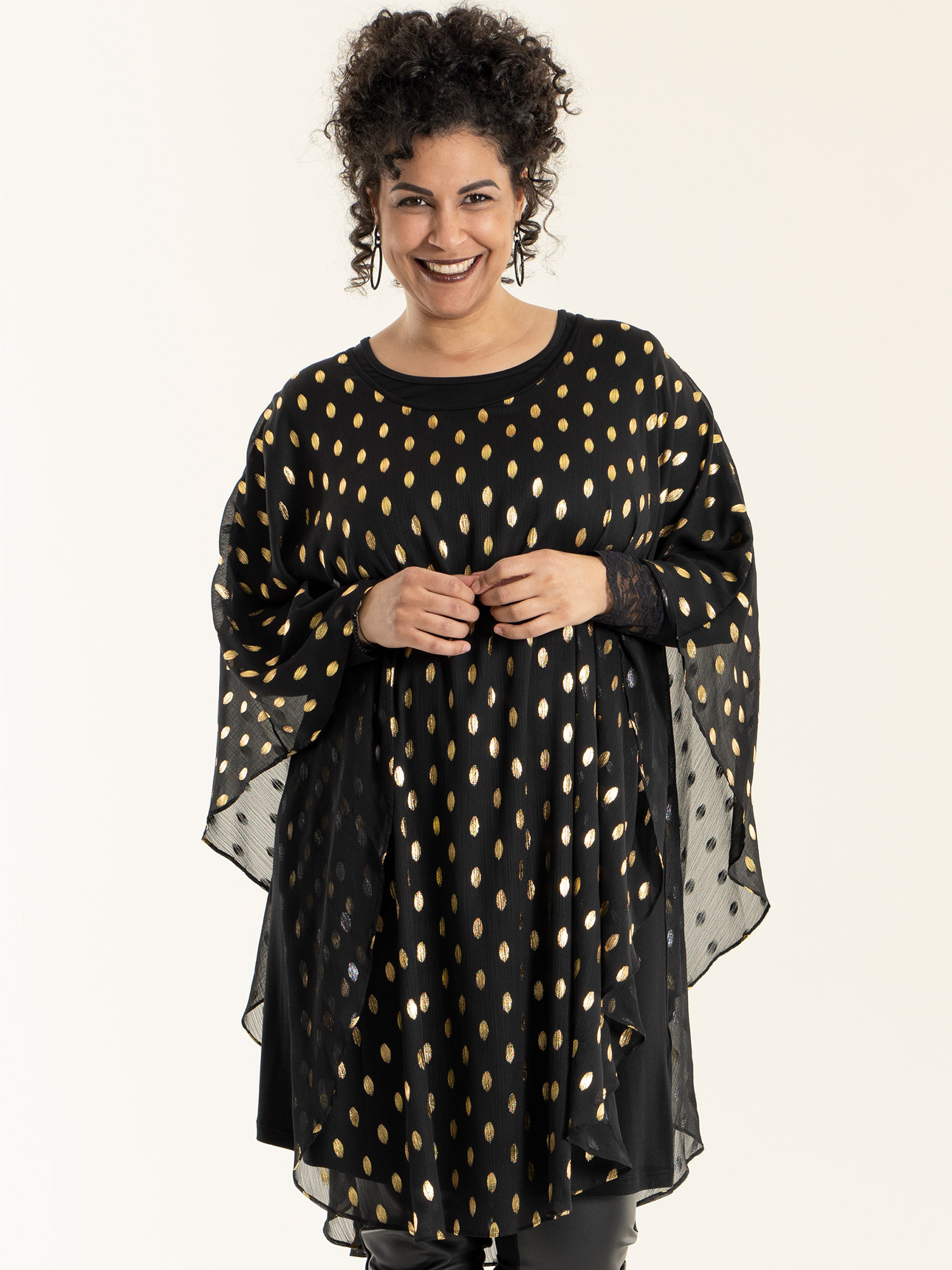 Agathe - svart jersey klänning med silverglitterkant