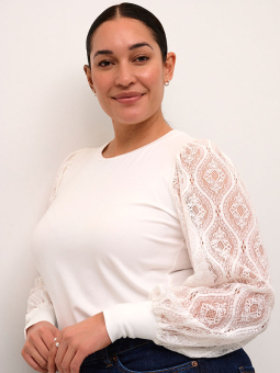 KCNIOMA - Plus Size Bluse fra Kaffe Curve
