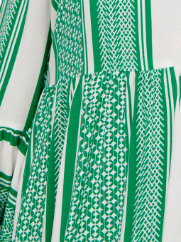 Only Carmakoma MARRAKESH - Sød viskosekjole i grønt og hvidt mønster