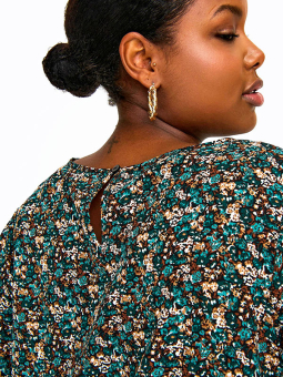 Only Carmakoma VICA - Sort bluse med grønt blomsterprint