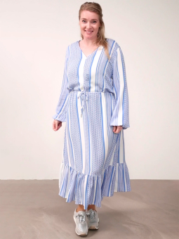Only Carmakoma Carmarrakesh - Hvid viskose kjole med smart blåt mønster
