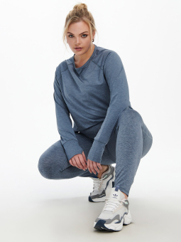 Plus Size Trænings bluse fra Only Play Curvy