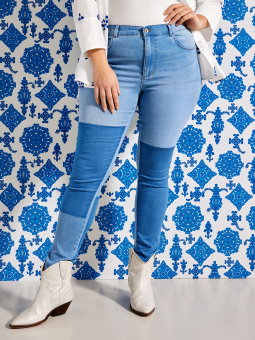 HUBA - Blå jeans i super stretch med smalle ben