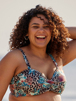 CARSOPHIA - Plus Size Bikini top fra Only Carmakoma