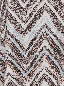 Only Carmakoma NOVA - Viskose bluse med garfisk print