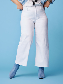 CARSYLVIE - Plus Size Jeans fra Only Carmakoma