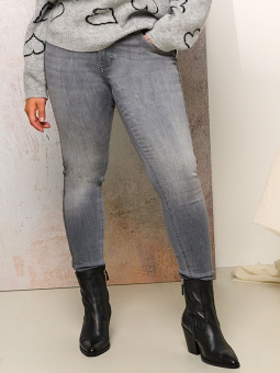 CARWILLY - Plus Size Jeans fra Only Carmakoma