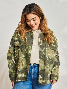 CARCAVA - Plus Size Jakke fra Only Carmakoma