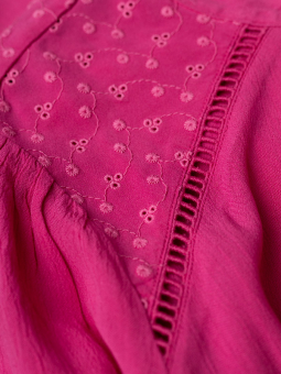 CARADZO - Plus Size Bluse fra Only Carmakoma