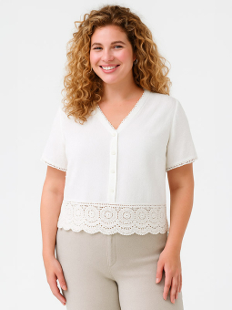 CARNADIA - Plus Size Bluse fra Only Carmakoma