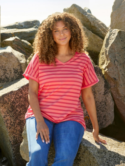 ALBERTA - Plus Size T-shirt fra Zhenzi