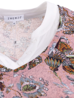 Zhenzi Lyserød bluse med blomsterprint og skjortedetaljer