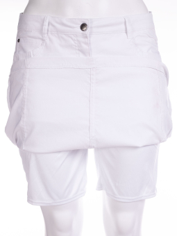 Zhenzi Hvid nederdel med stretch og skånebukser