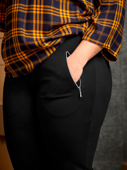 Zhenzi CALLIE - Sorte bukser med lynlås lomme