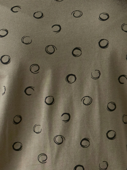 Zhenzi ALBERTA - Army grøn T-shirt med cirkel print