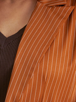Zhenzi WHITNEY - Orange habit jakke med hvide nålestriber