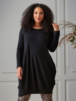 MADISON - Sort bluse med skjortedetaljer