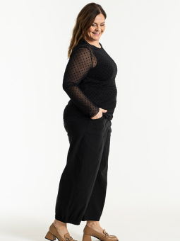 CLARA  - Plus Size Bukser fra Gozzip