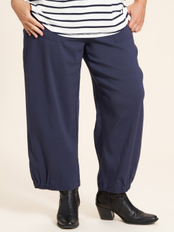 CLARA - Cowboy culotte bukser i en flot mørkeblå farve