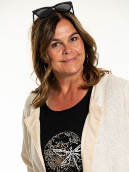JOSEFIN - Plus Size Cardigan fra Gozzip