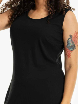 DOLLY - Plus Size Kjole fra Studio