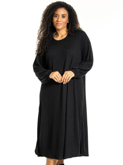 INGERMETTE - Plus Size Kjole fra Studio