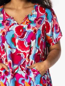 BIRGITTE - Plus Size Kjole fra Studio