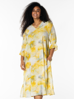 KATTIA - Plus Size Kjole fra Studio