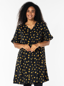 JETTE - Plus Size Kjole fra Studio