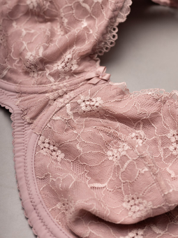 BEATE BLUSH - Plus Size BH med bøjle fra Plaisir