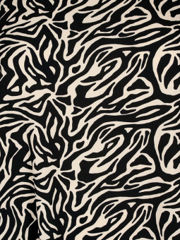 Zizzi Lys kjole med sort zebra print